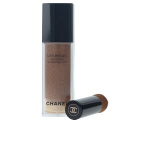 CHANEL : LES BEIGES eau de teint #medium 15 ml